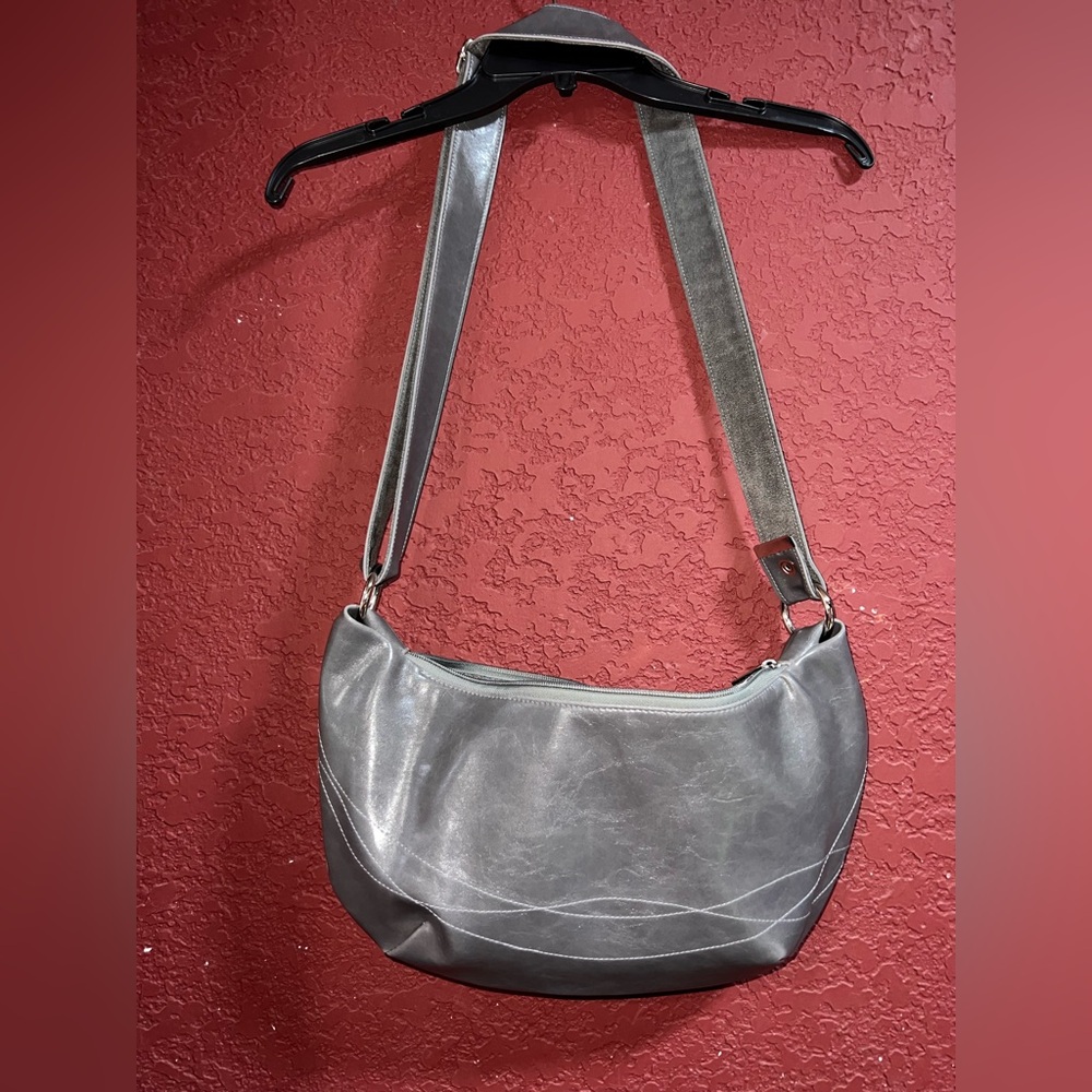 Chic Crystalynkae Hobo Purse Gray Shoulder Bag